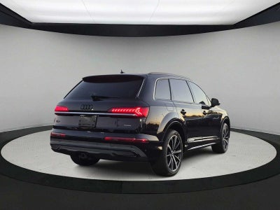 2021 Audi Q7 Premium Plus