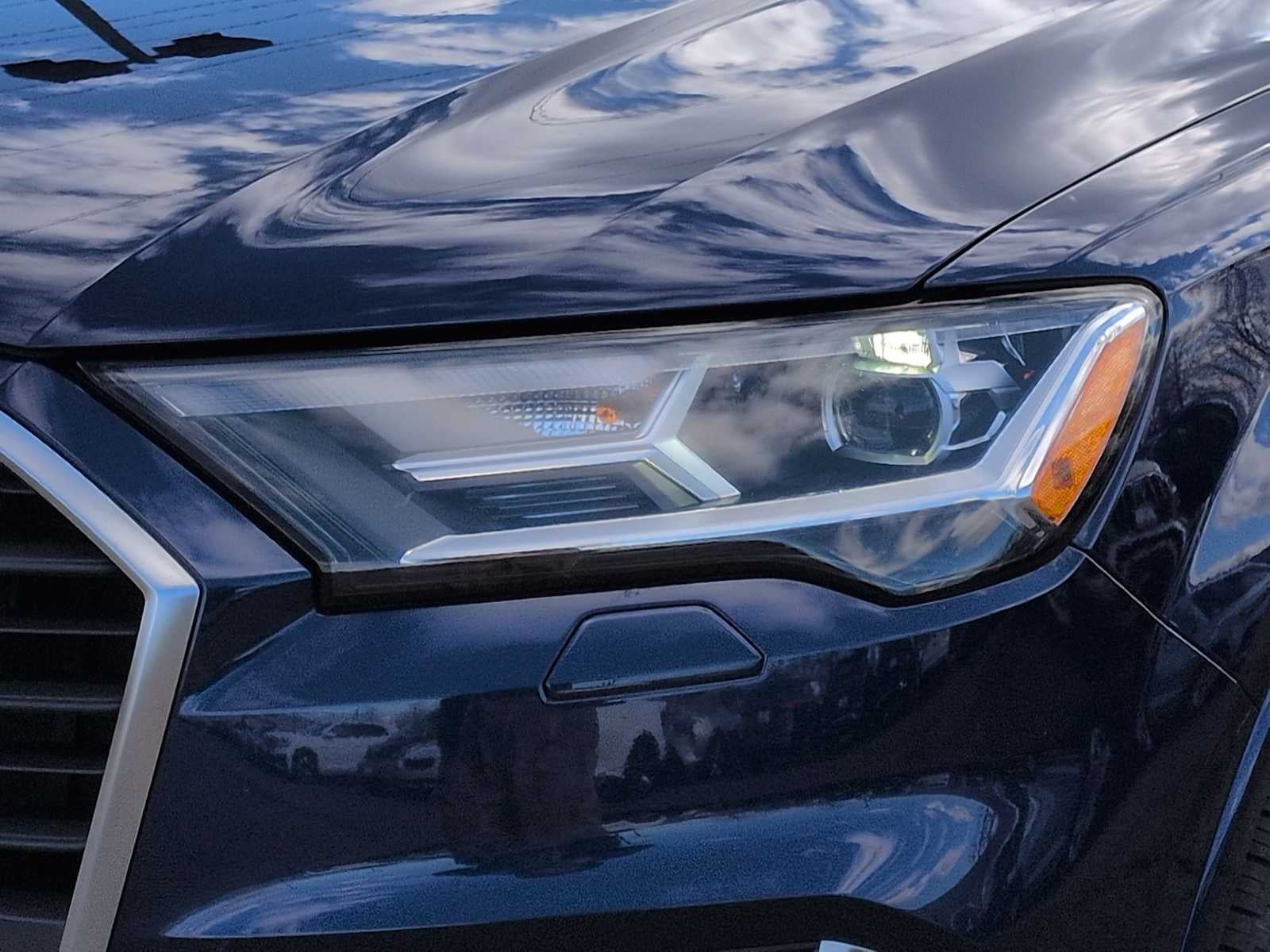 2022 Audi Q7 Premium Plus