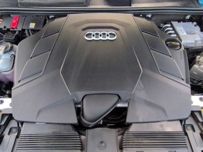 2022 Audi Q7 Premium Plus