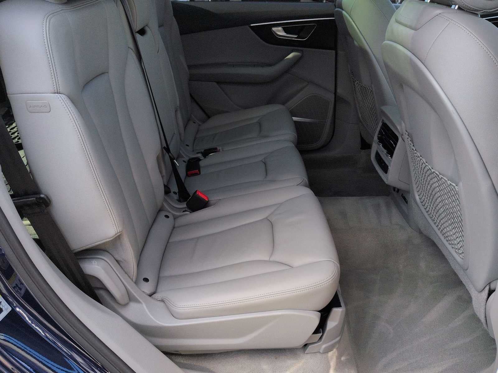 2022 Audi Q7 Premium Plus