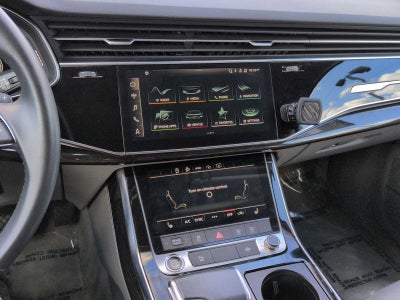 2022 Audi Q7 Premium Plus