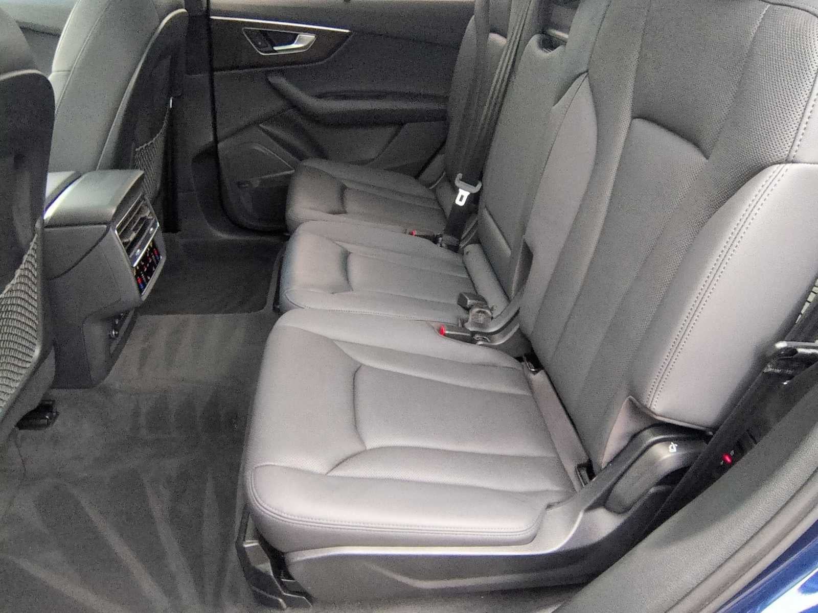 2020 Audi Q7 Prestige