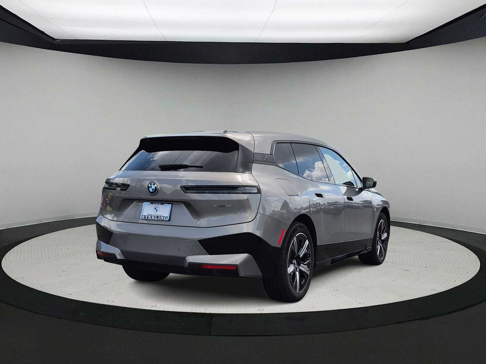 2024 BMW iX xDrive50