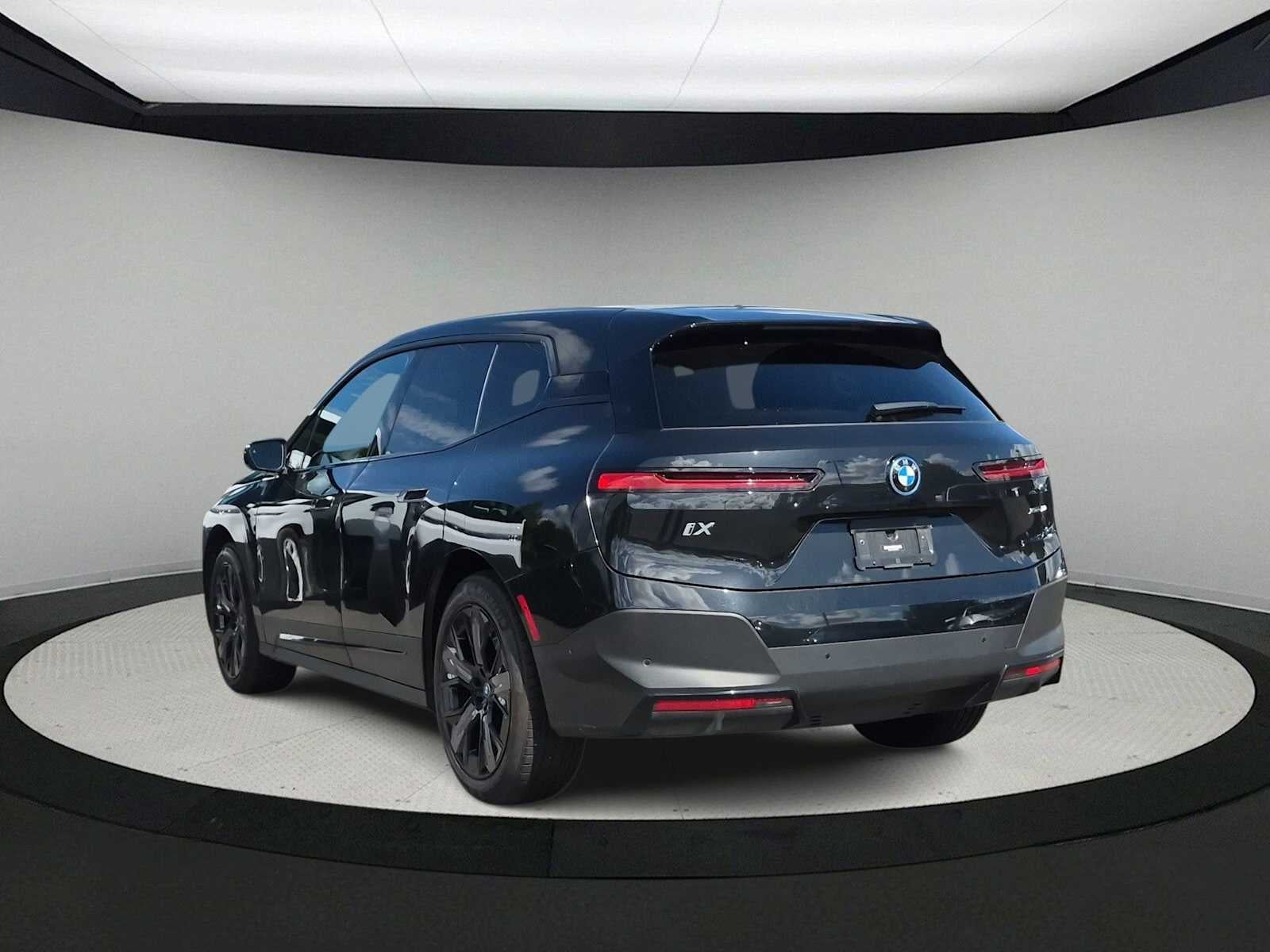 2024 BMW iX xDrive50