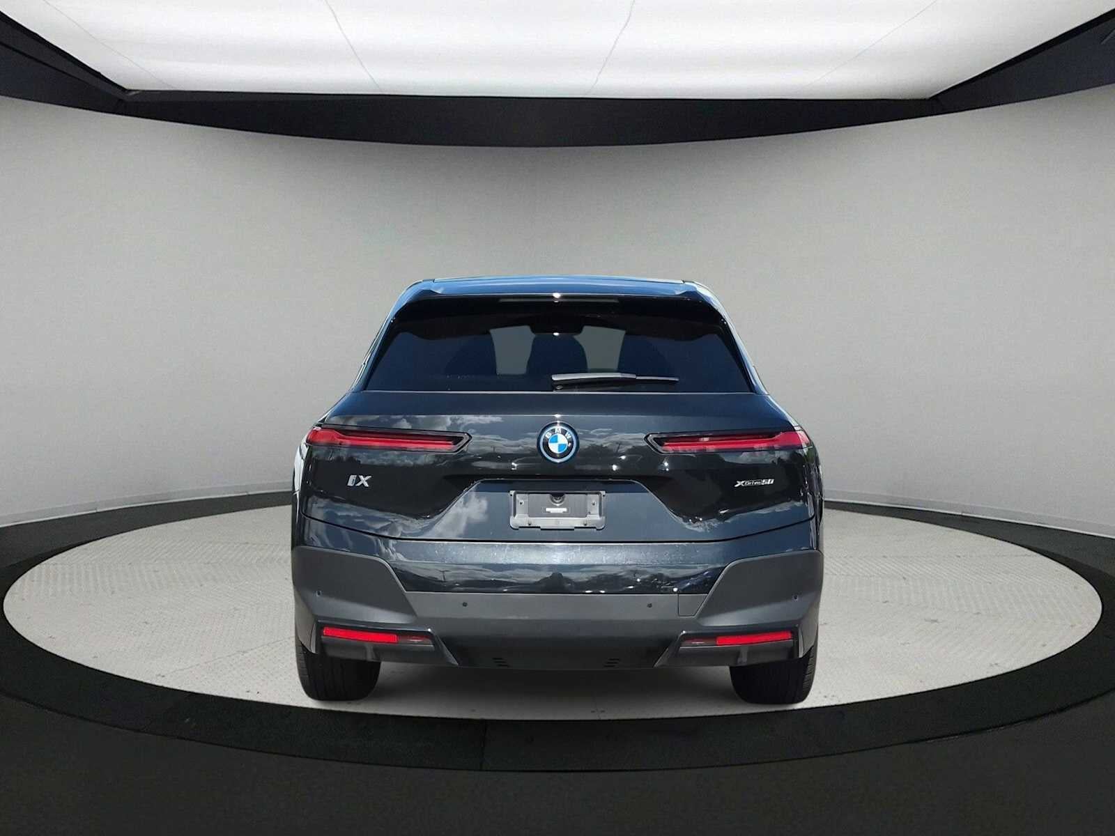 2024 BMW iX xDrive50