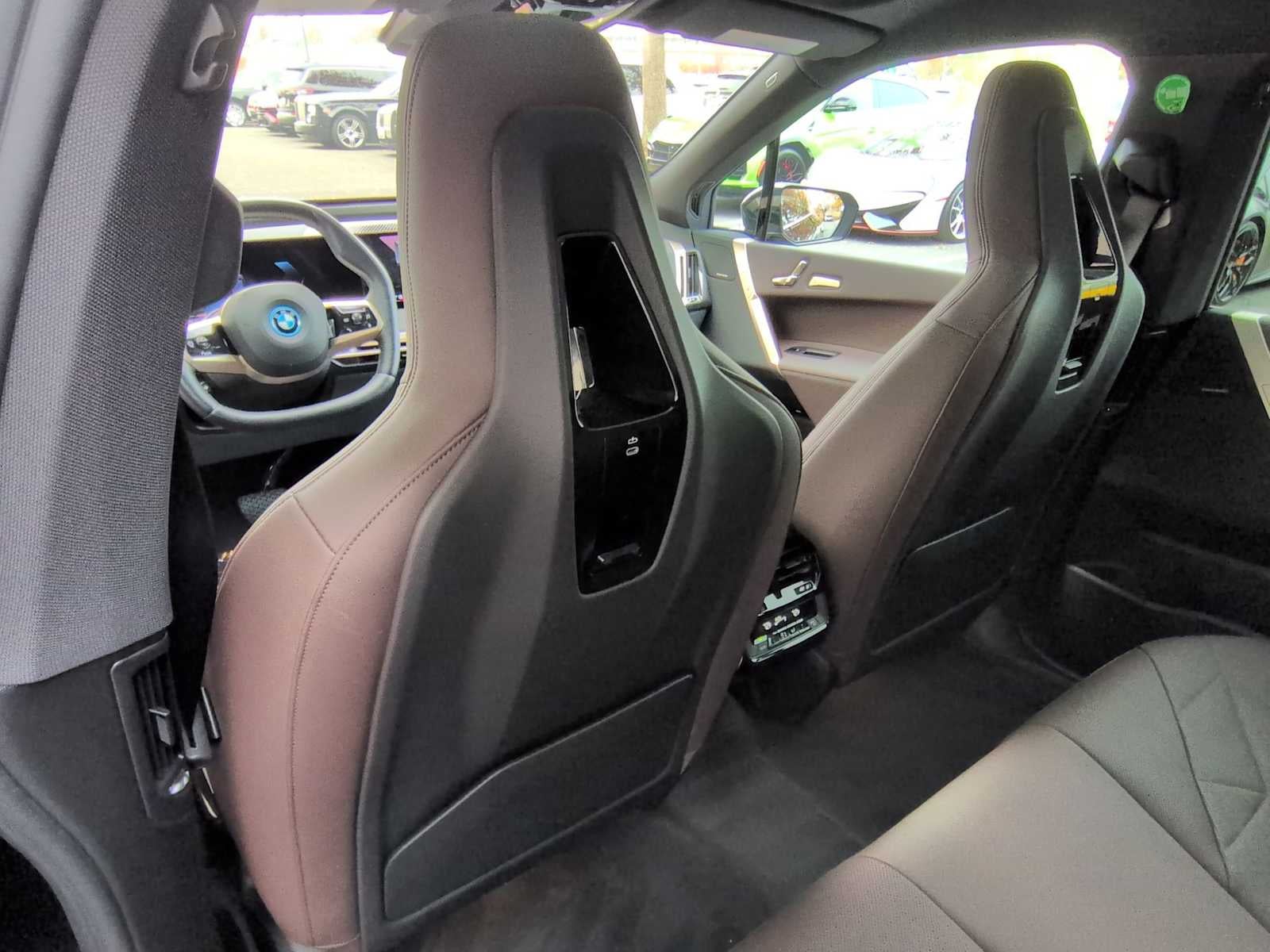 2025 BMW iX xDrive50 xDrive50