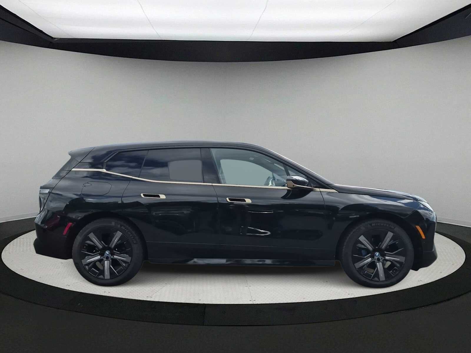 2024 BMW iX xDrive50