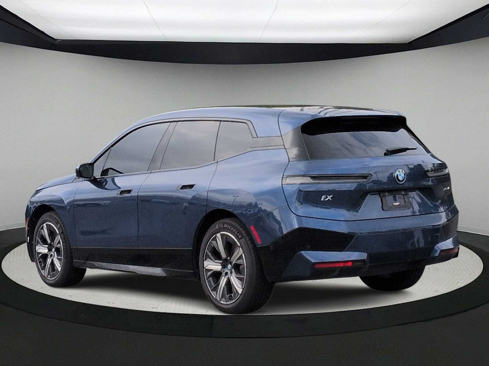 2024 BMW iX xDrive50