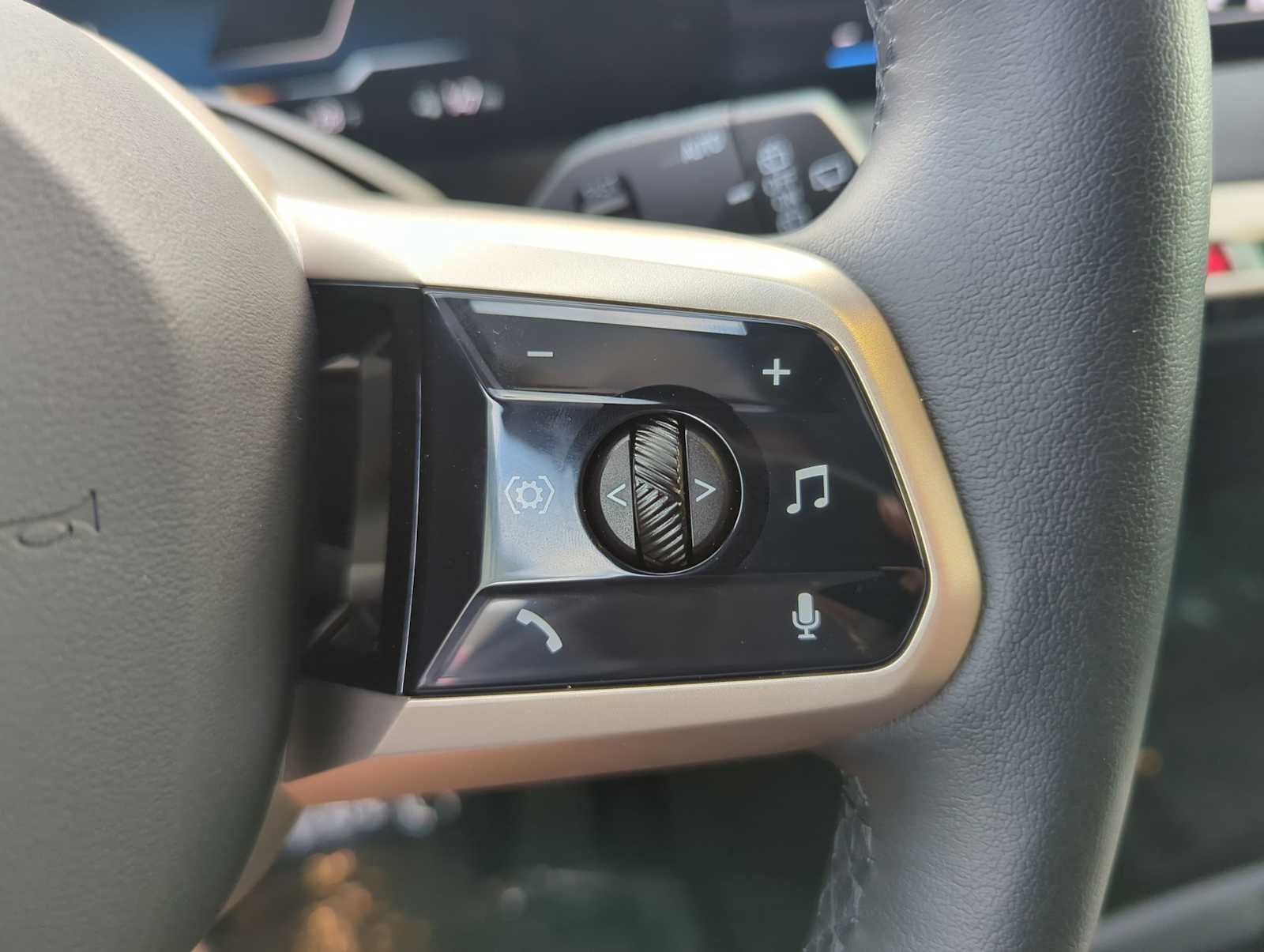 2025 BMW iX xDrive50 xDrive50