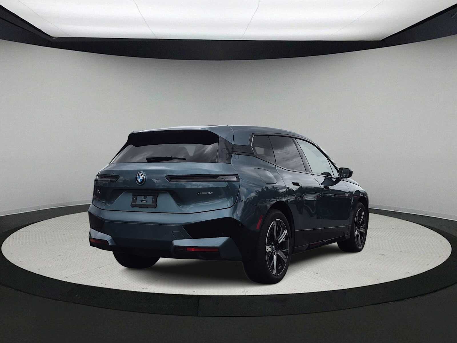 2024 BMW iX xDrive50