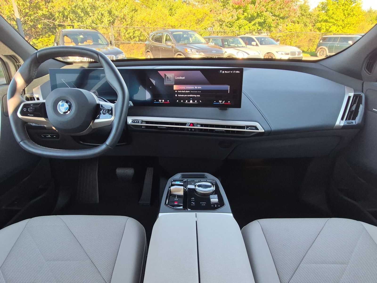 2026 BMW iX xDrive45