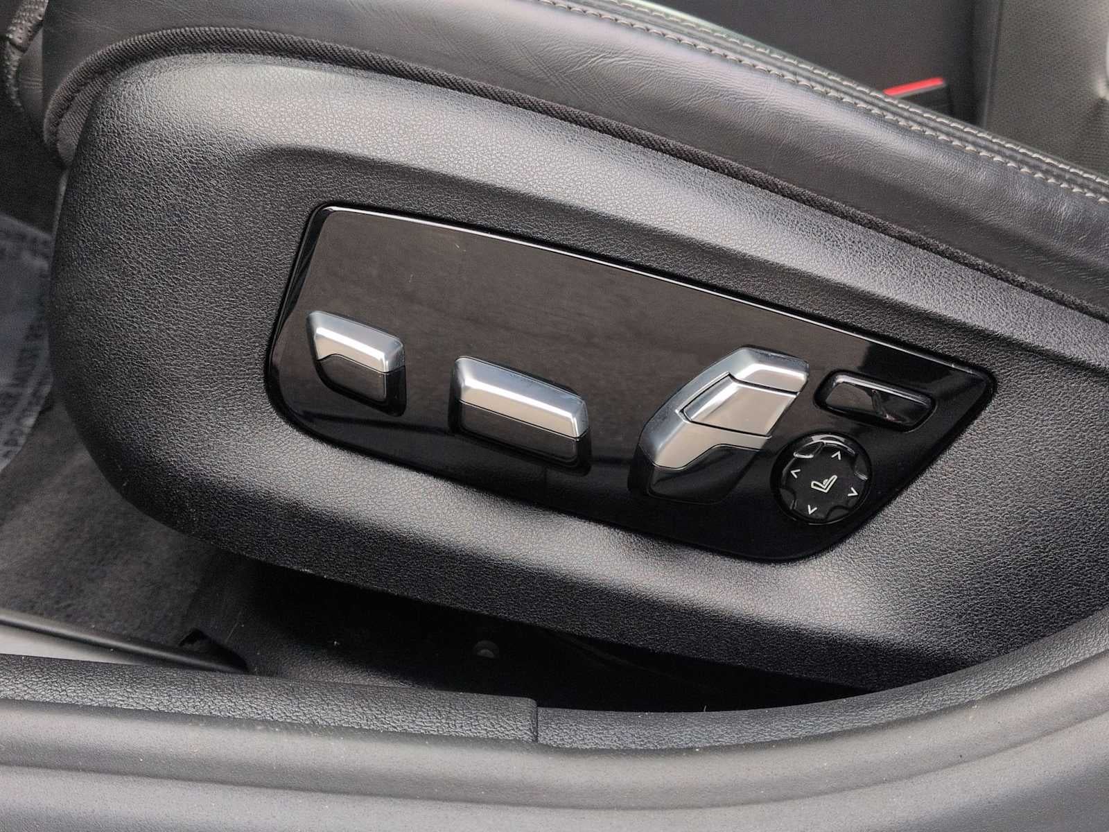 2021 BMW 550i xDrive M550i xDrive