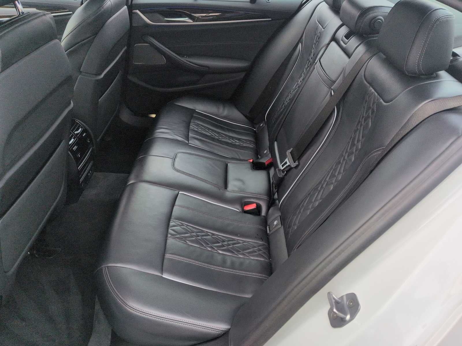 2021 BMW 550i xDrive M550i xDrive