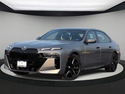 2023 BMW 7 Series 740i