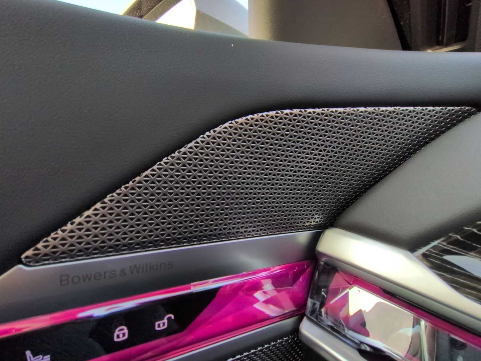 2023 BMW 7 Series 740i