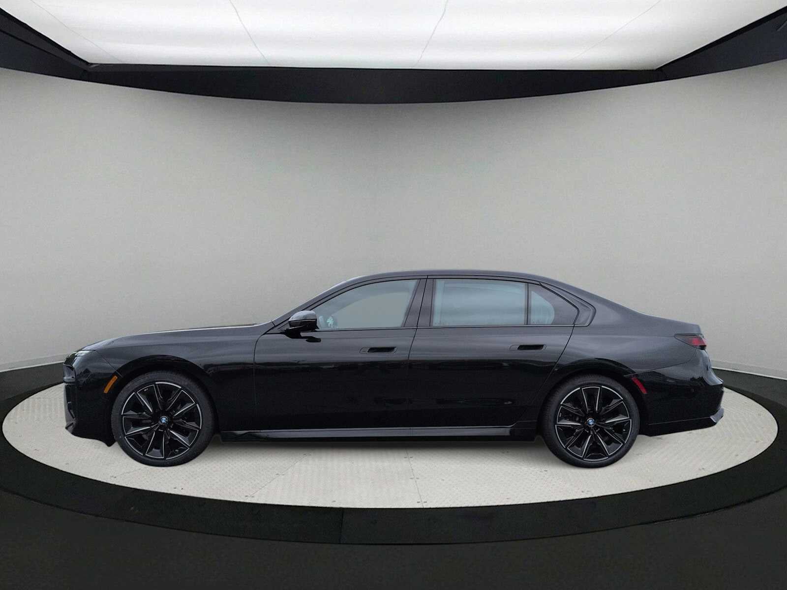 2023 BMW 7 Series 760i xDrive