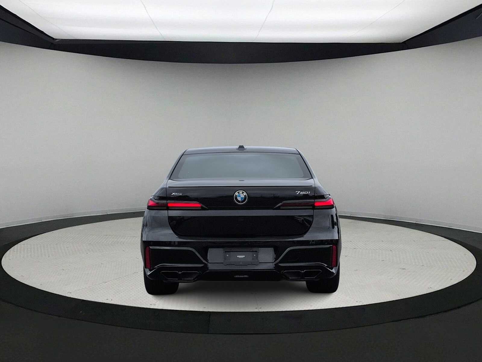 2023 BMW 7 Series 760i xDrive