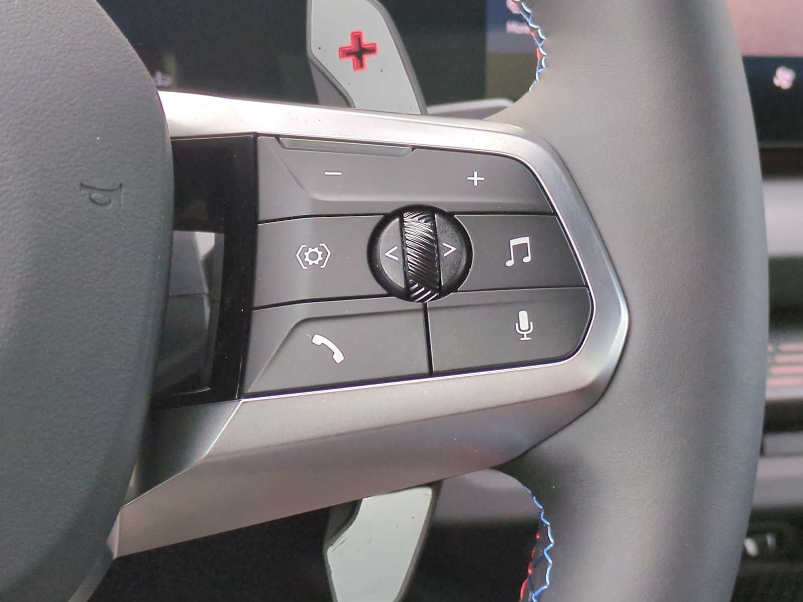 2025 BMW 235i M235 xDrive