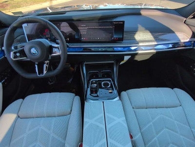 2026 BMW 7 Series 750e xDrive