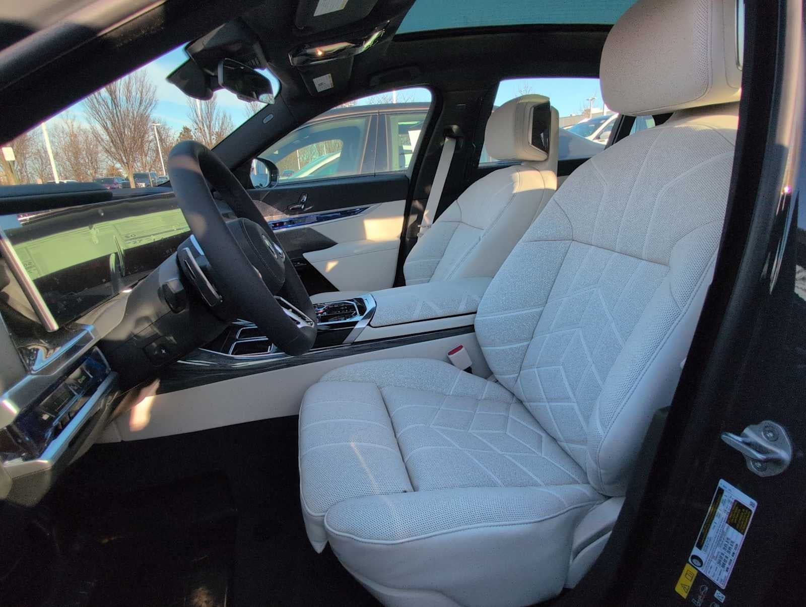 2026 BMW 7 Series 750e xDrive