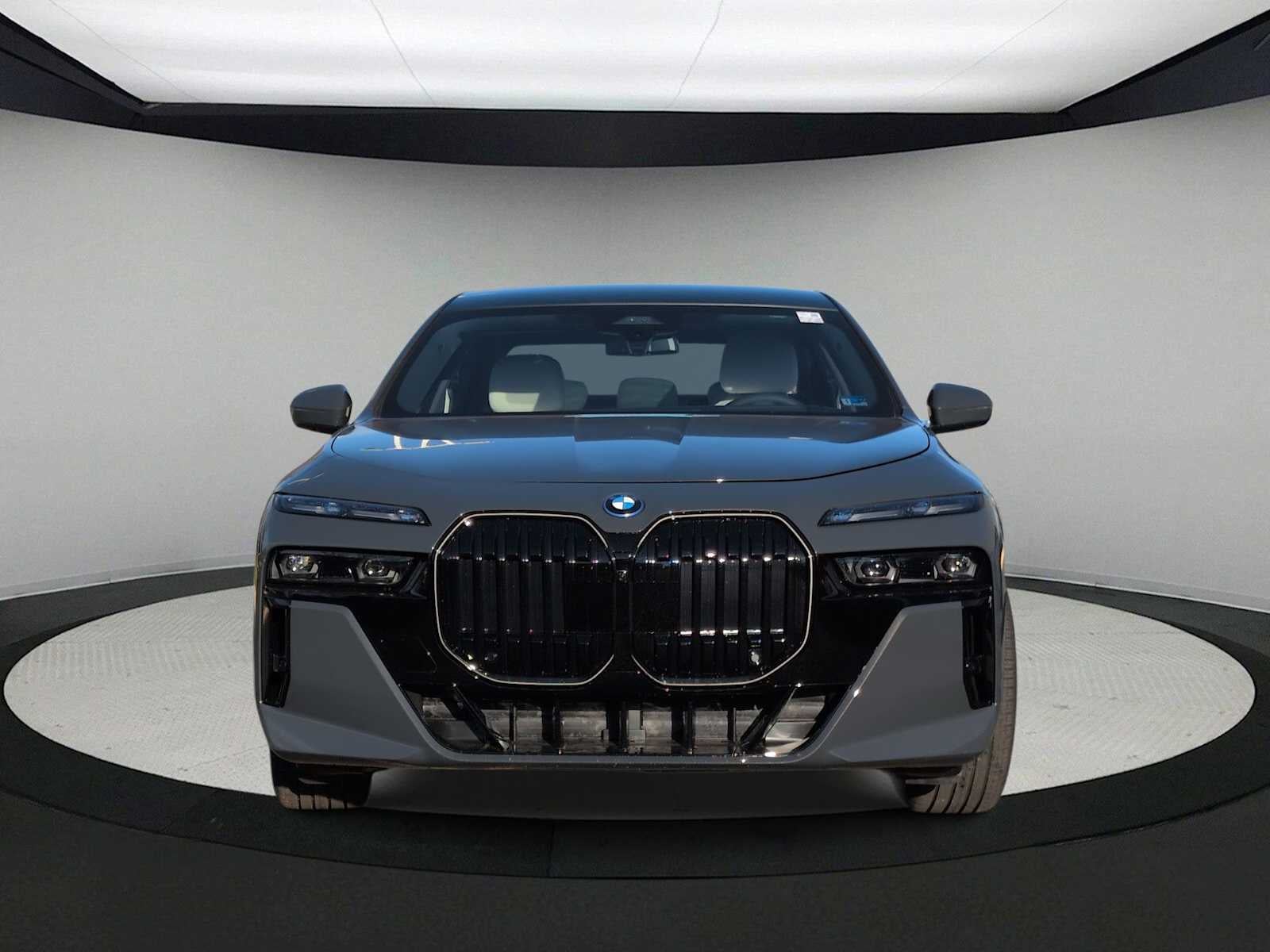 2026 BMW 7 Series 750e xDrive