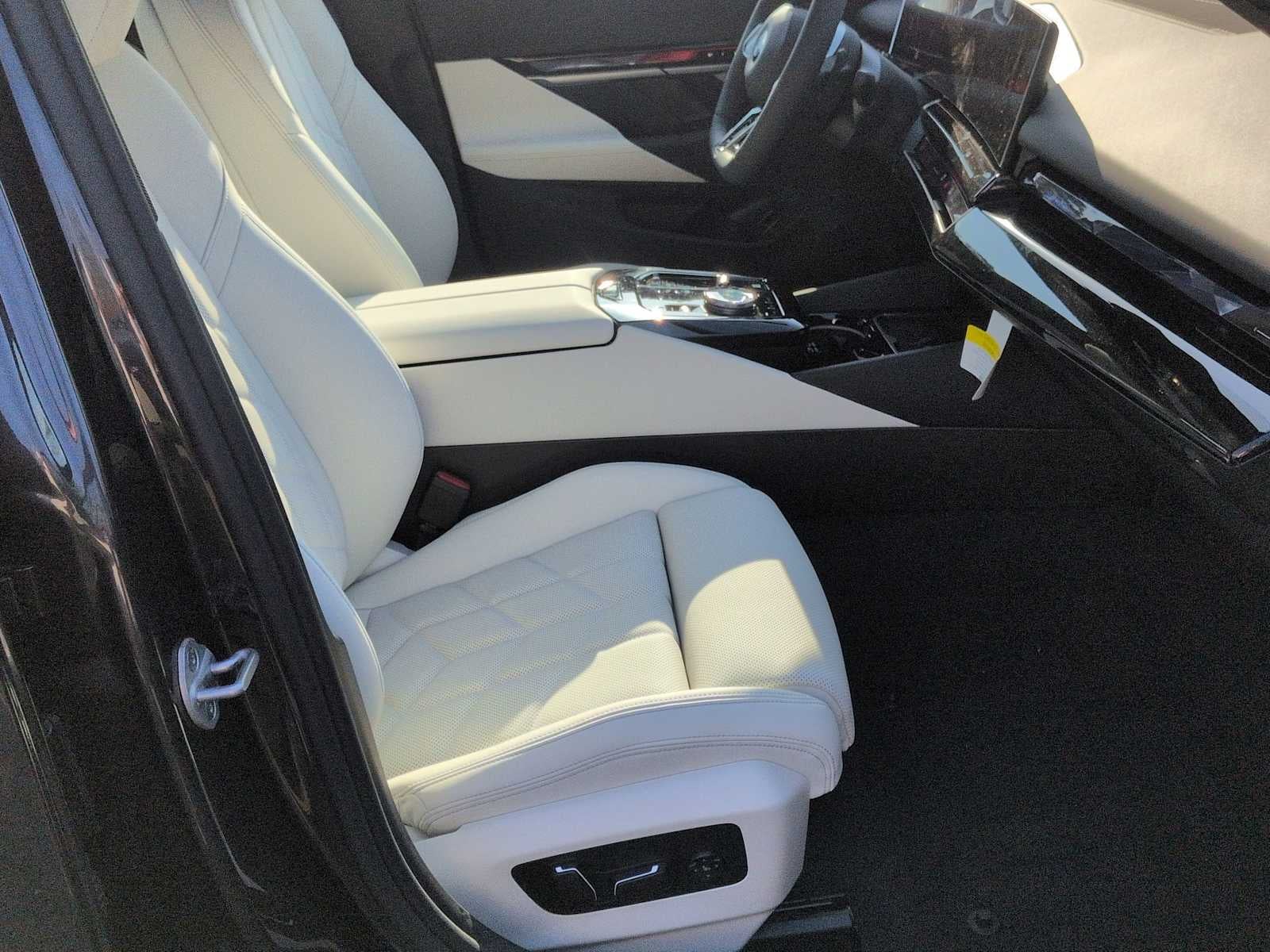 2026 BMW 5 Series 530i xDrive