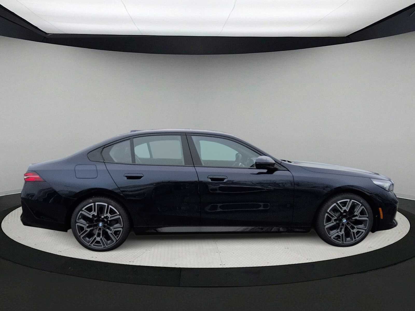 2026 BMW 5 Series 530i xDrive