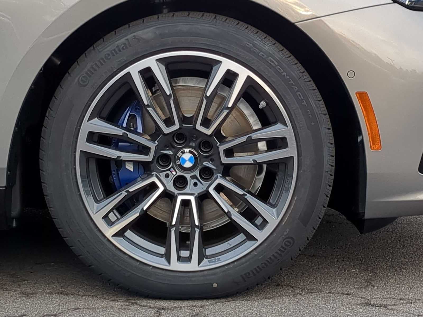 2026 BMW 5 Series 530i xDrive