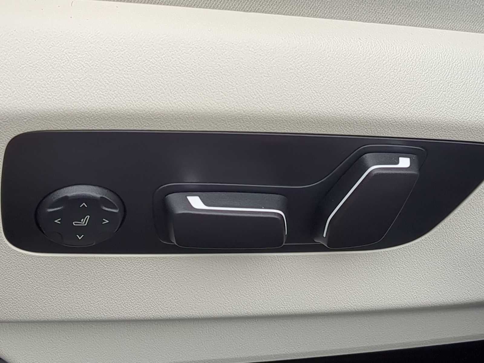 2026 BMW 5 Series 530i xDrive