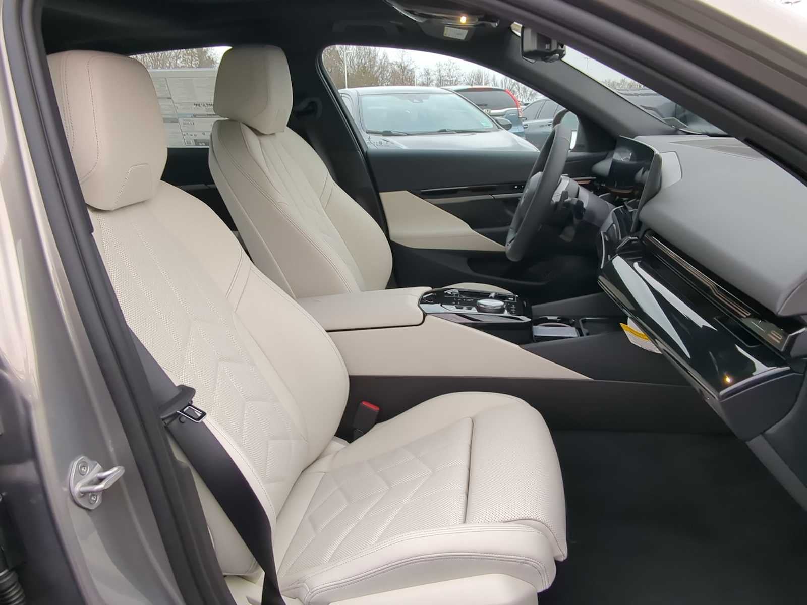 2026 BMW 5 Series 530i xDrive