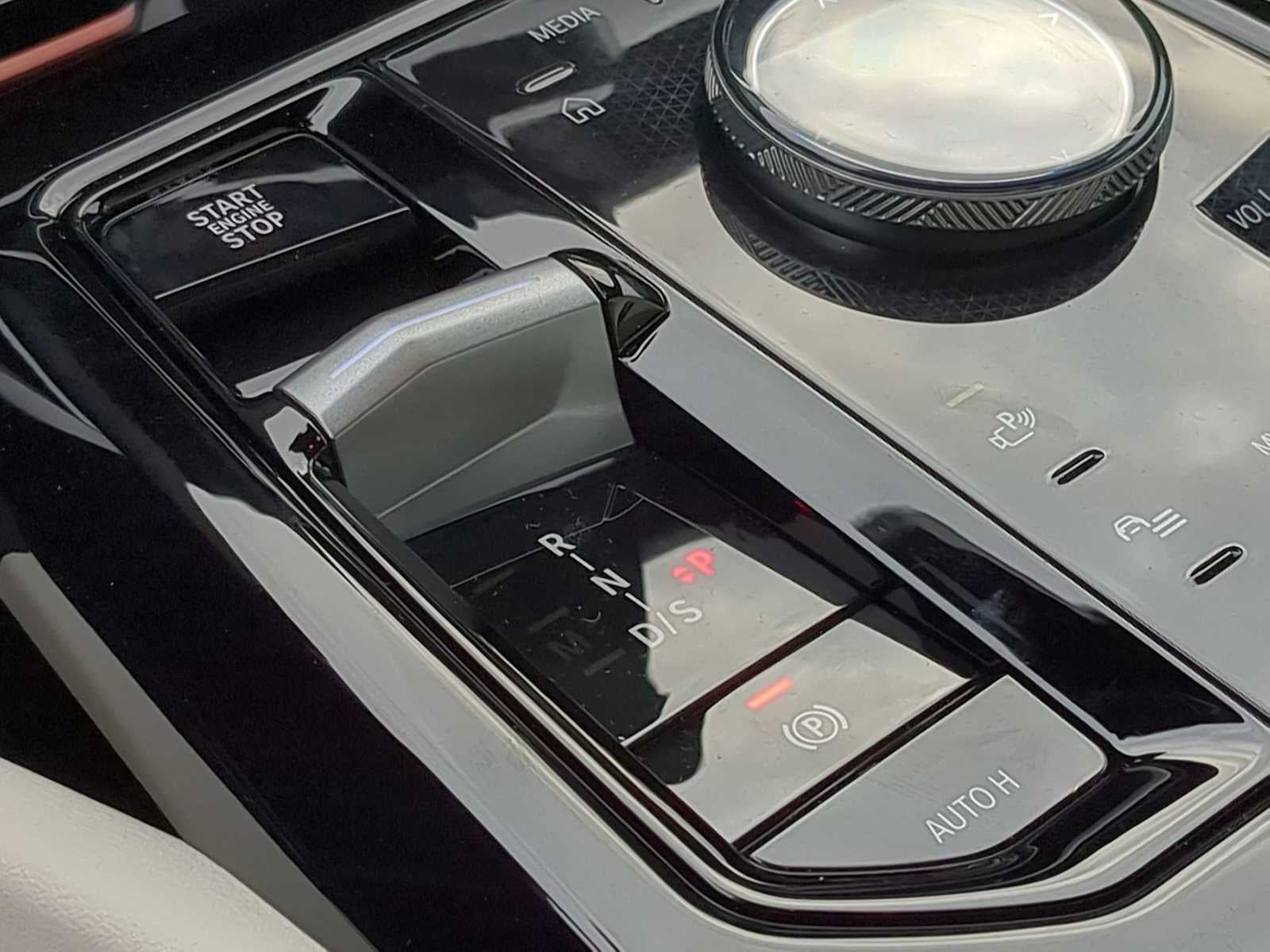 2026 BMW 5 Series 530i xDrive