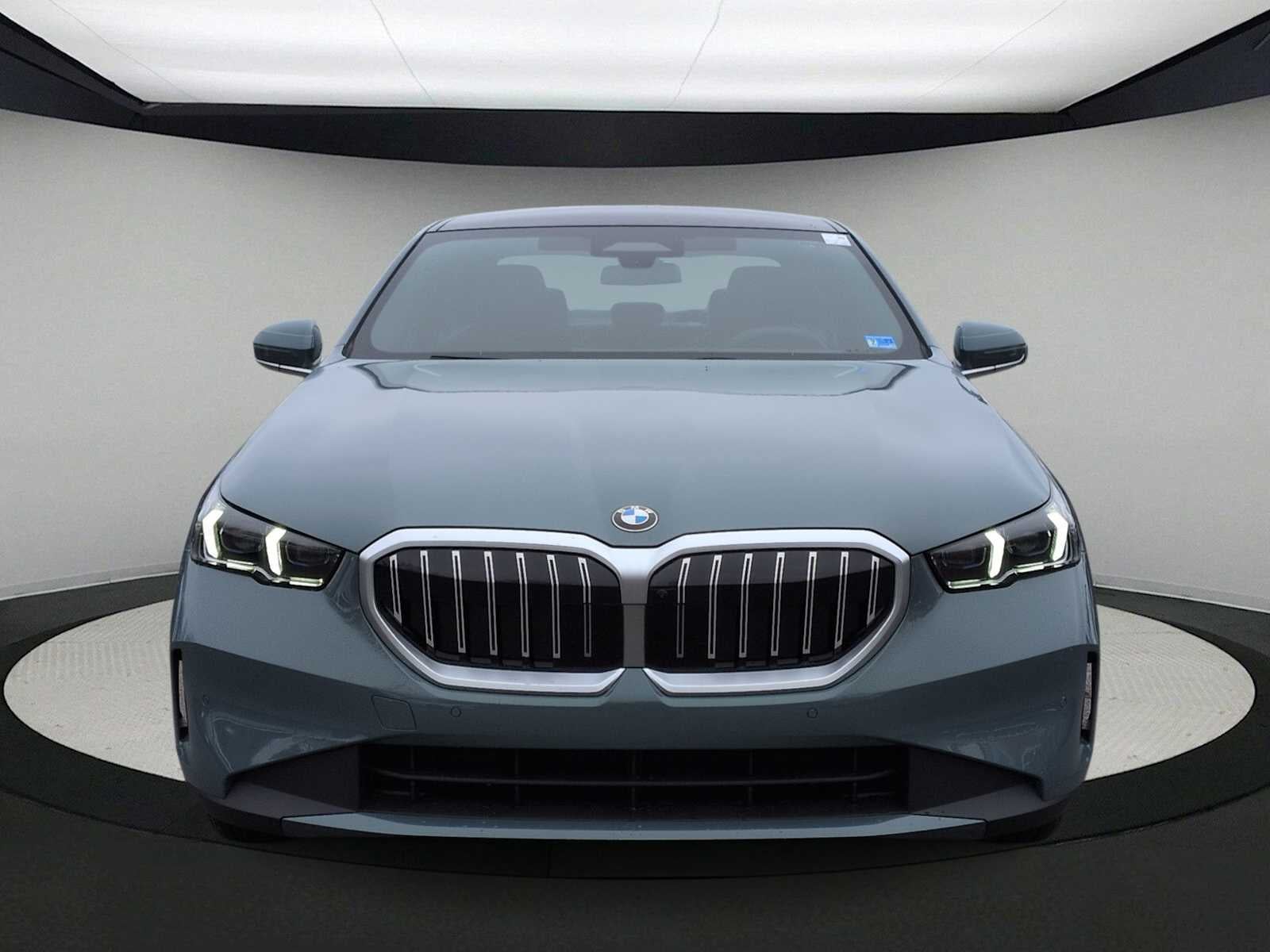 2026 BMW 5 Series 530i xDrive