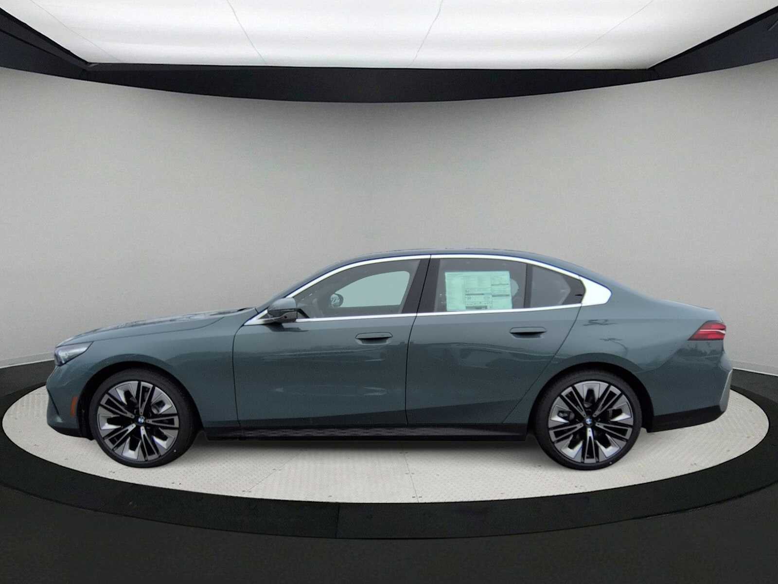 2026 BMW 5 Series 530i xDrive