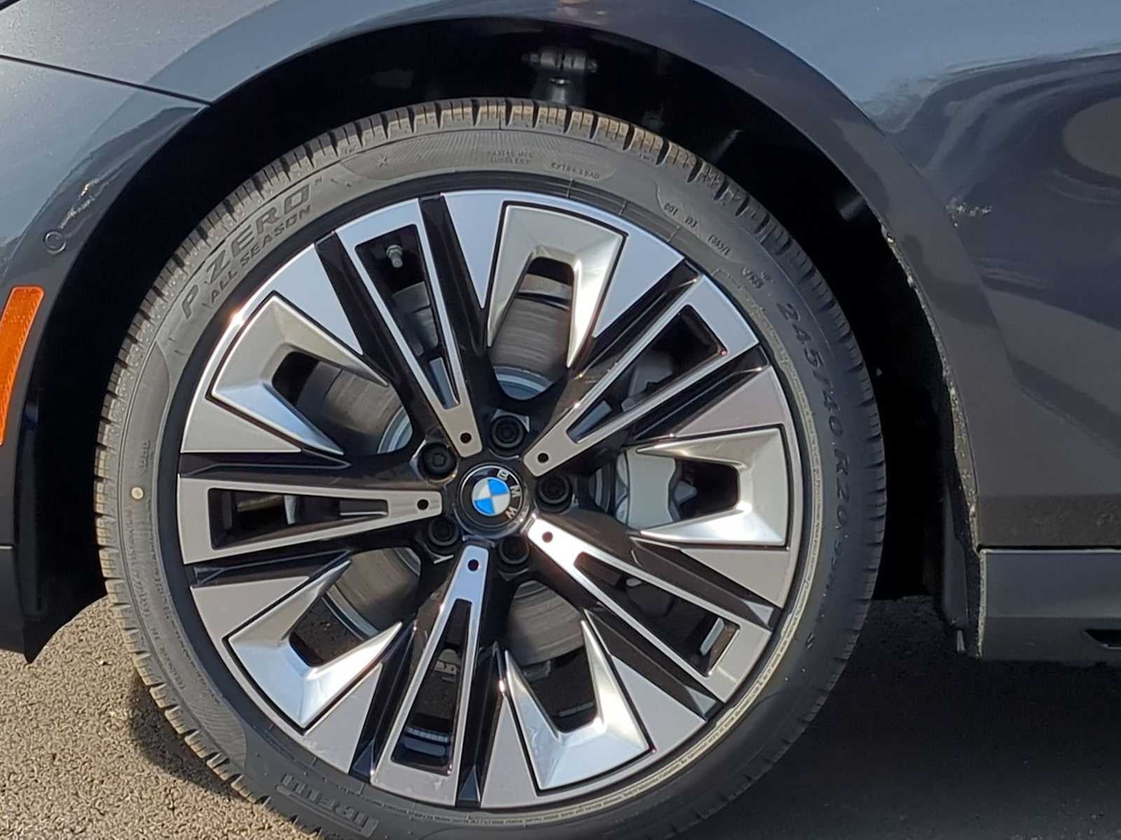 2026 BMW 5 Series 530i xDrive