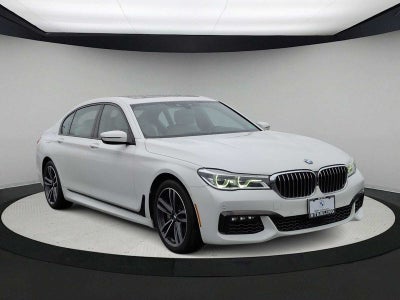 2016 BMW 750i 750i