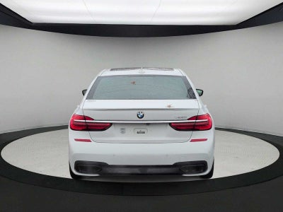 2016 BMW 750i 750i