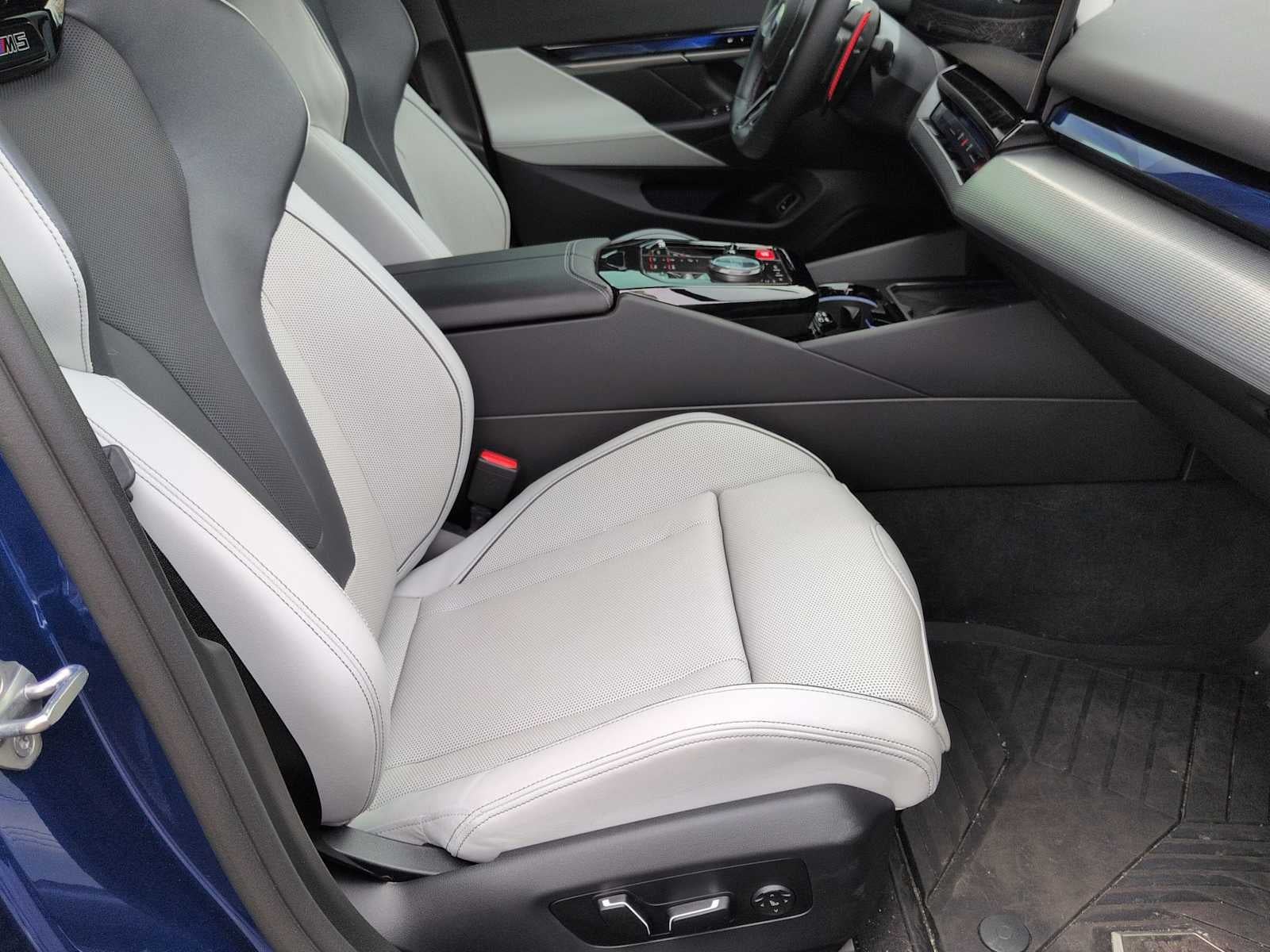 2025 BMW MModels Sedan