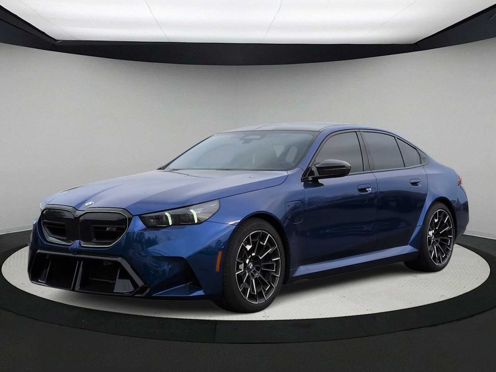 2025 BMW MModels Sedan