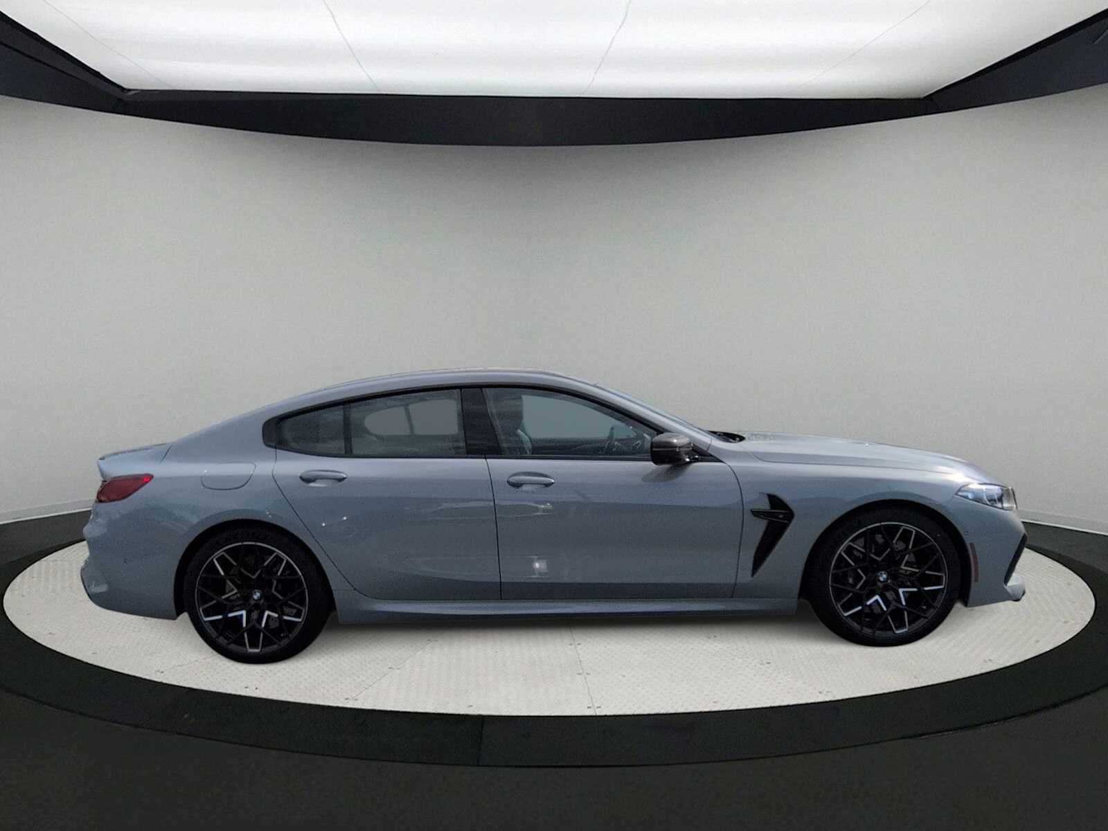 2024 BMW M8 Competition