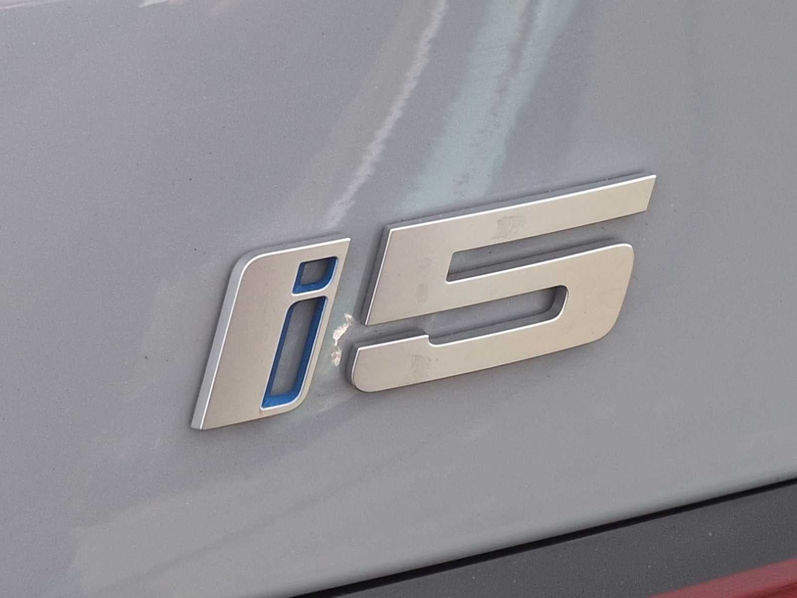 2025 BMW i5 xDrive40