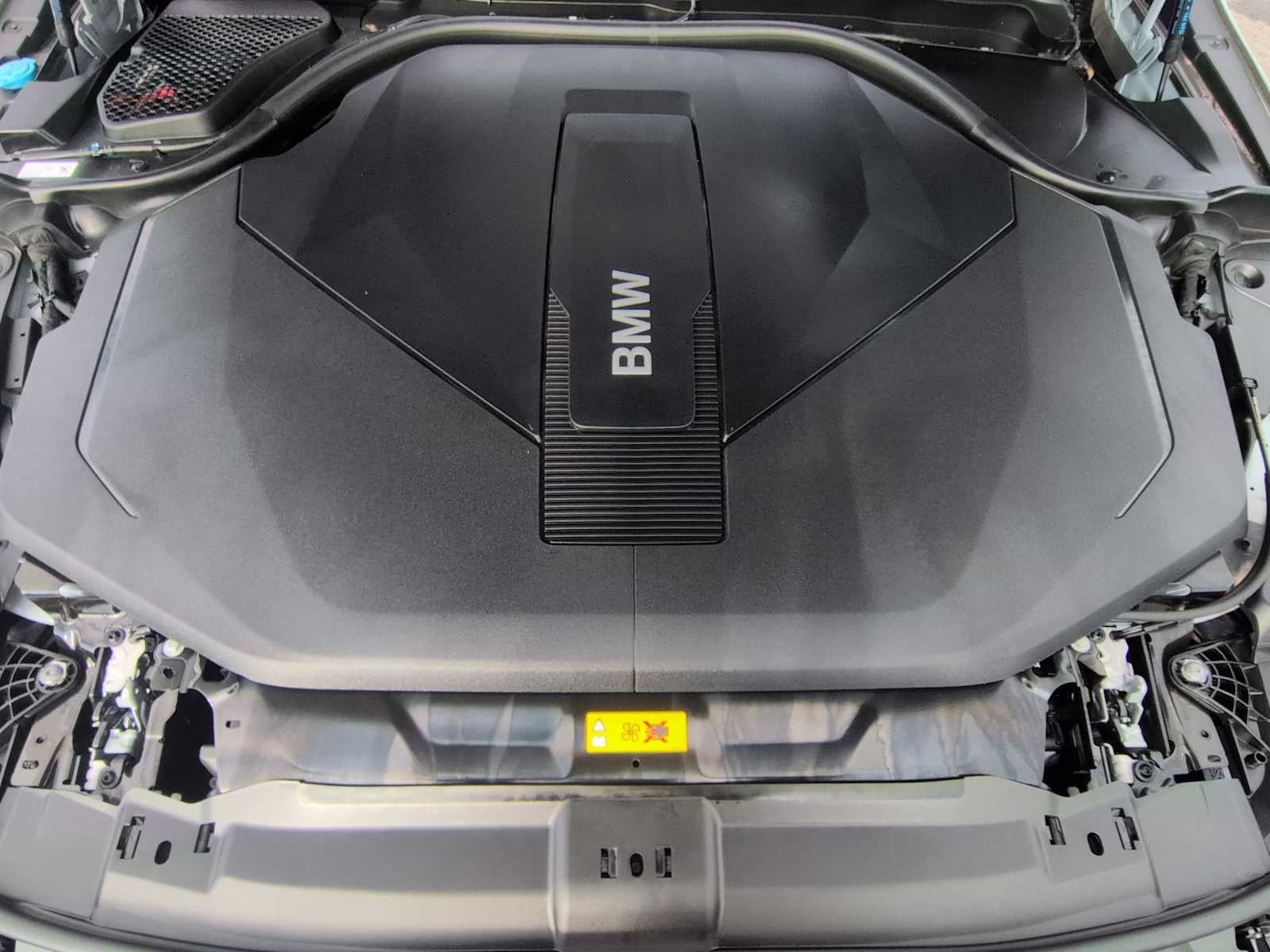 2025 BMW i5 xDrive40