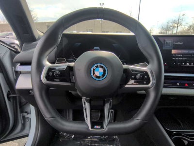2025 BMW i5 xDrive40
