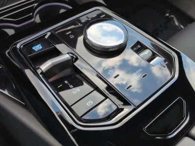 2025 BMW i5 xDrive40