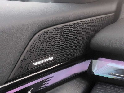 2025 BMW i5 xDrive40 xDrive40