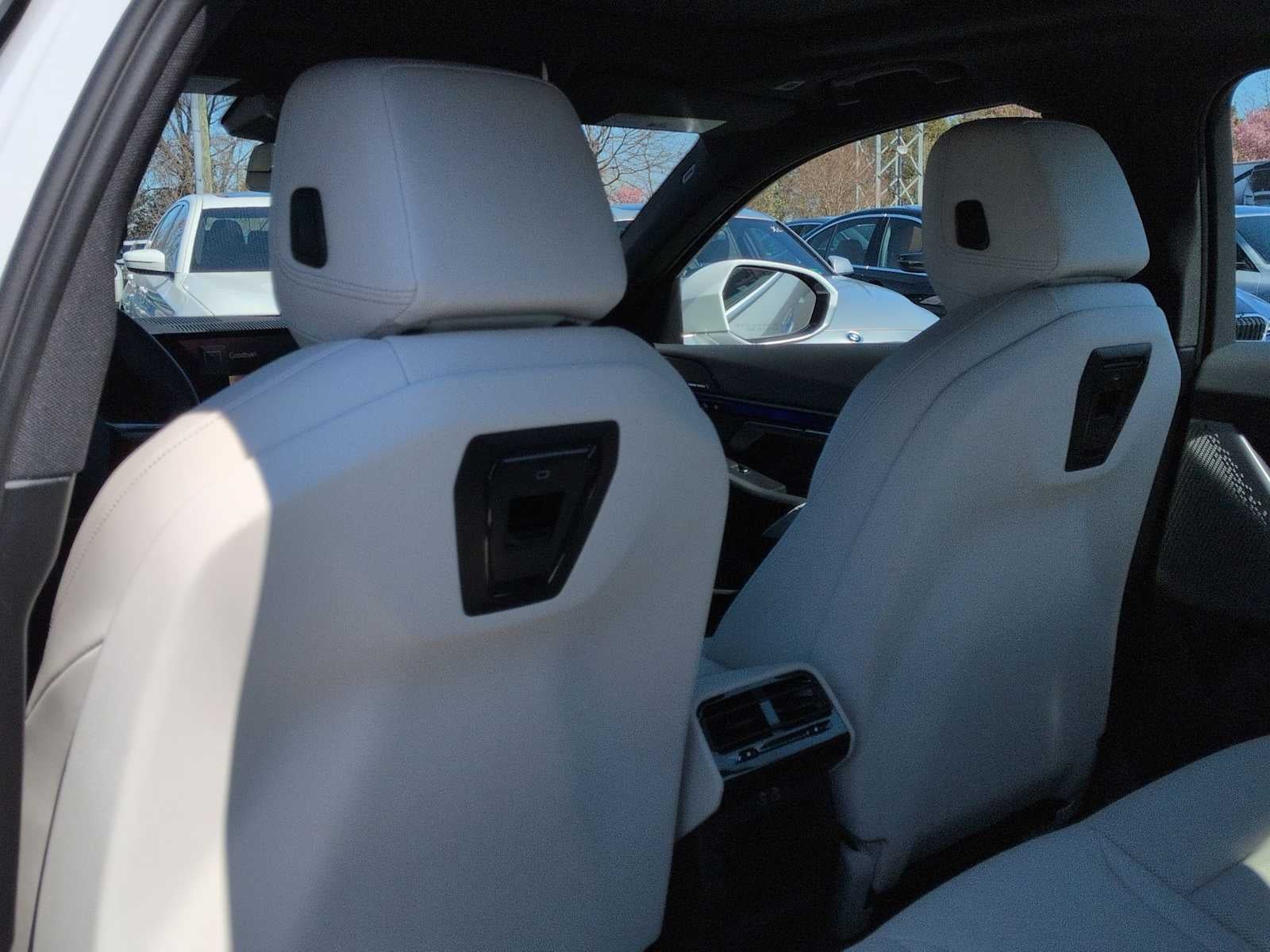 2025 BMW i5 xDrive40