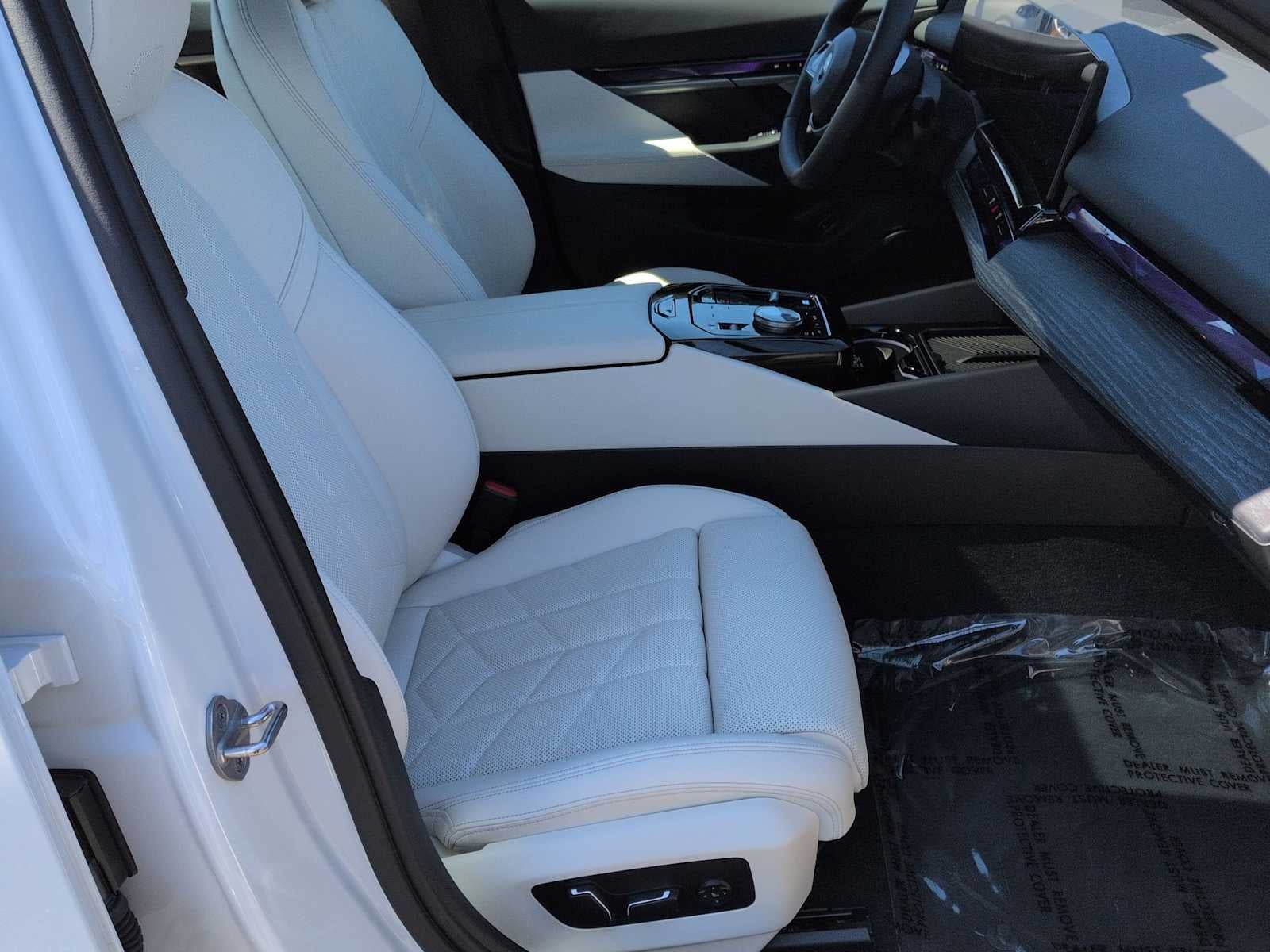 2025 BMW i5 xDrive40