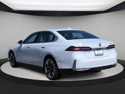 2025 BMW i5 xDrive40