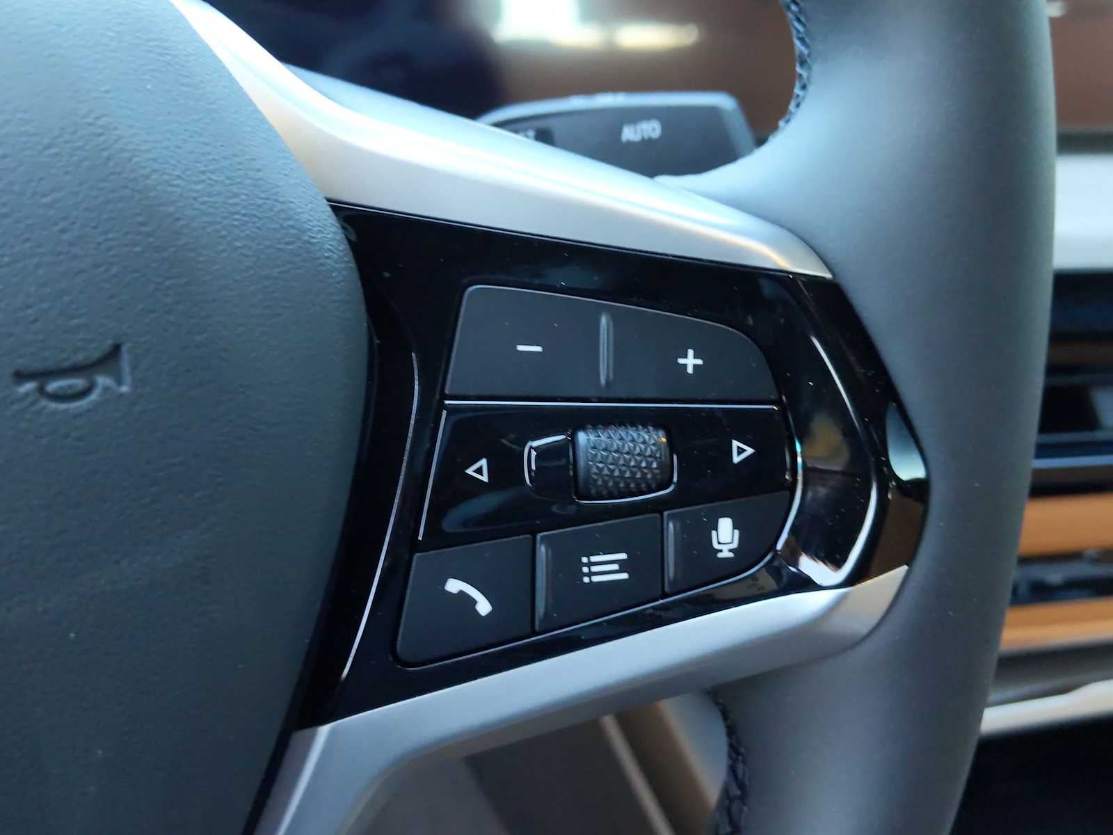 2025 BMW i4 eDrive40