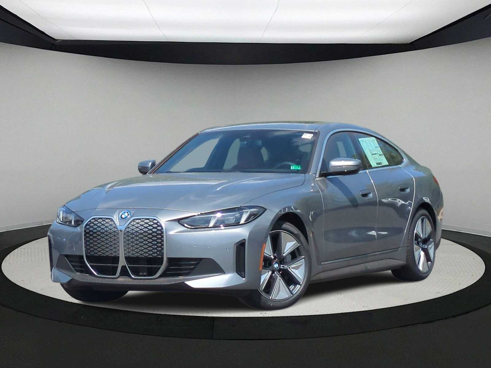 2025 BMW i4 eDrive40