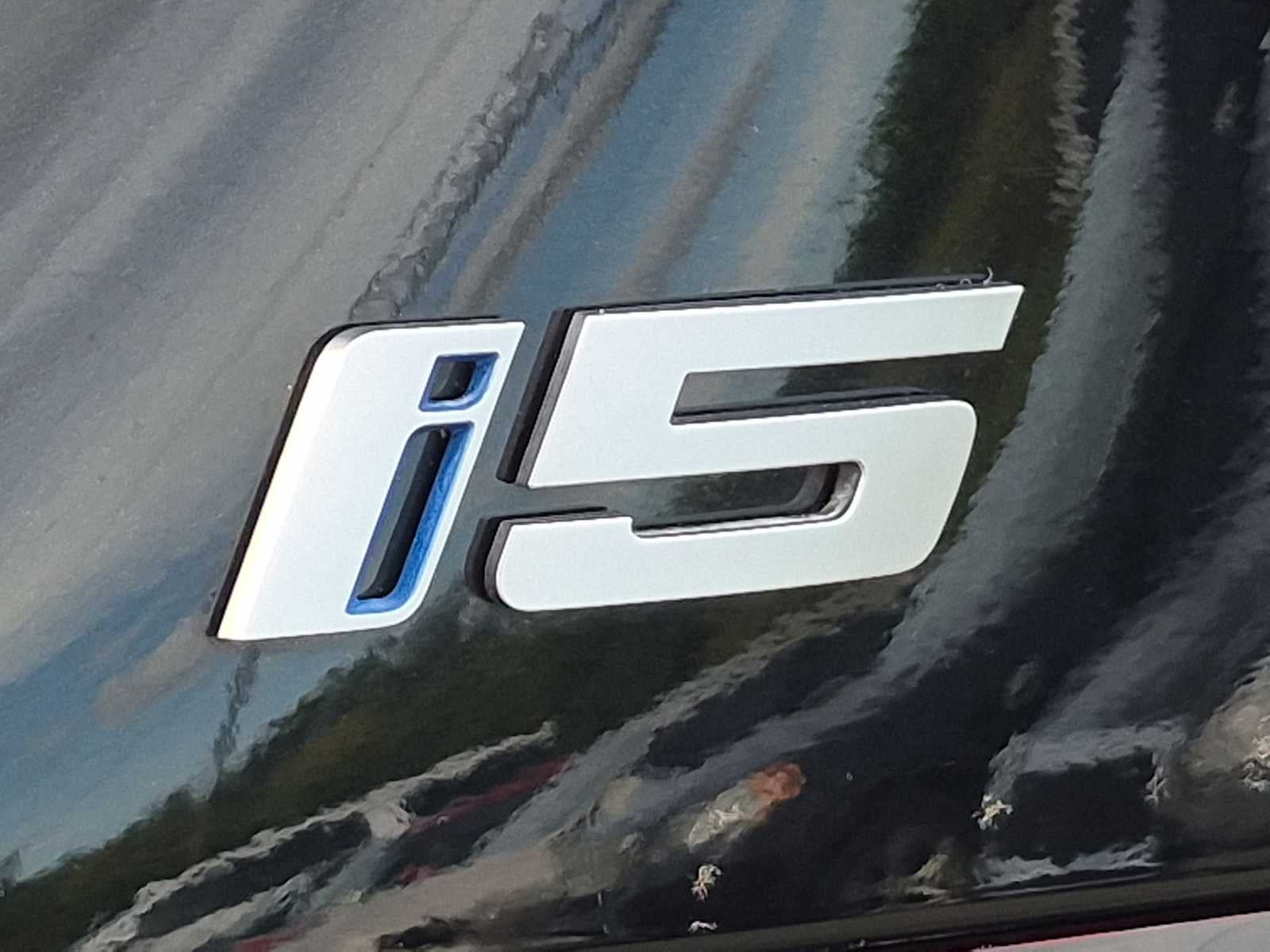 2026 BMW i5 xDrive40